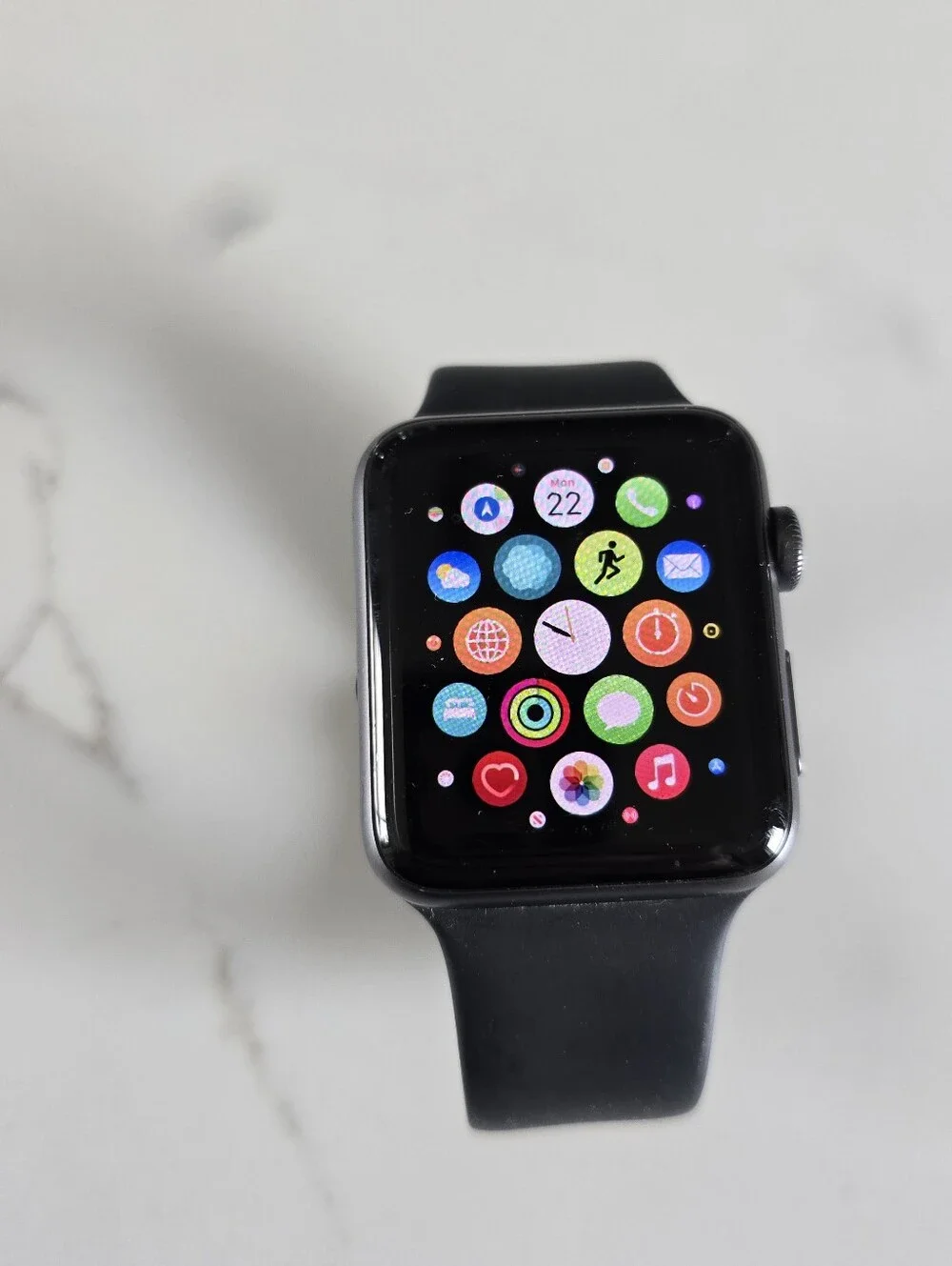 Apple Watch Series 3 Black Alluminum Case 42mm Used no charger